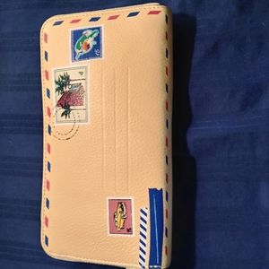 VERA BRADLEY Georgia wallet in Cuban Stamps